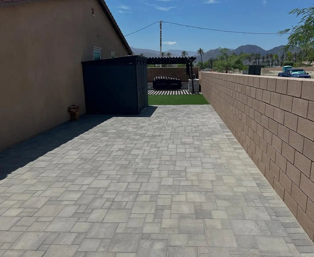 backyard-interlocking-paver-installation-28-ultimate-pro-landscaping-coachella-valley 2